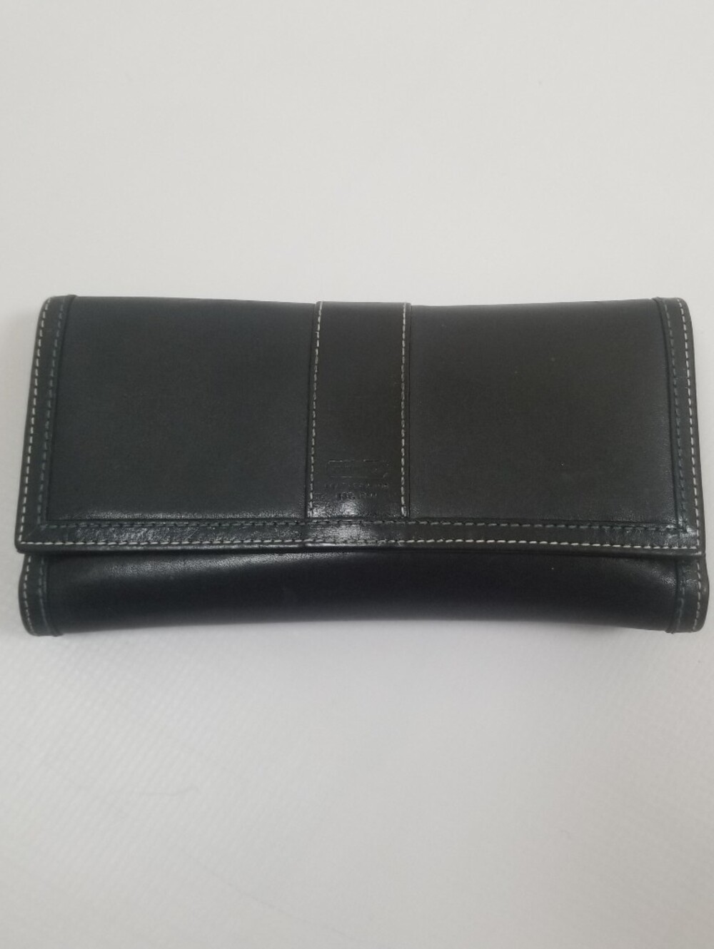 Coach Long Tri-fold Leather Wallet